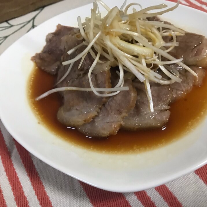 簡単！フライパンで作る煮豚♬